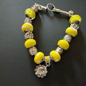 Willabee And Ward “Sunny Yellow” Charm Bracelet Size 8”